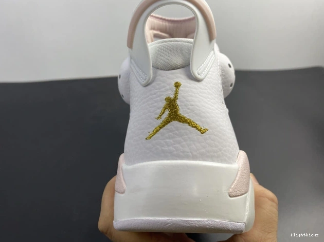 (W) Gold DH9696-100 6 Hoops Jordan Air Retro 0815